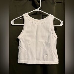 Dynamic cropped tank top